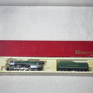 Rivarossi Southern 4-6-2 Heavy Pacific HO Scale Steam Locomotive Train (New)